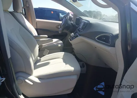 2017 Chrysler Pacifica Lx from USA, damaged, VIN 2C4RC1CG4HR522046